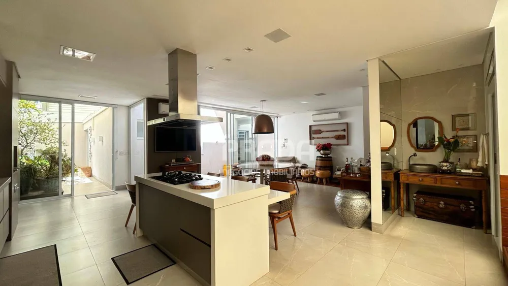 Apartamento, 3 quartos, 356 m² - Foto 2