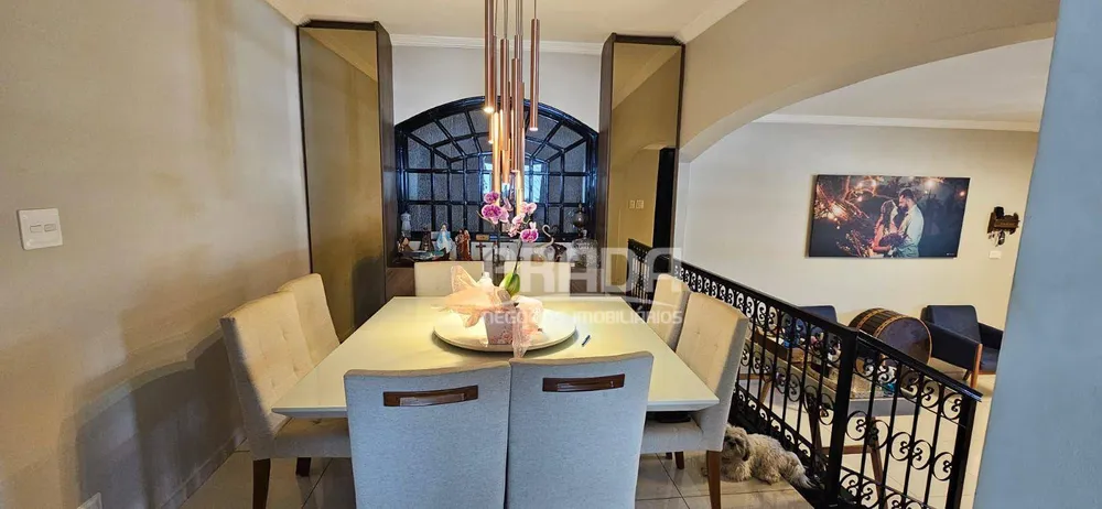 Casa, 3 quartos, 322 m² - Foto 2