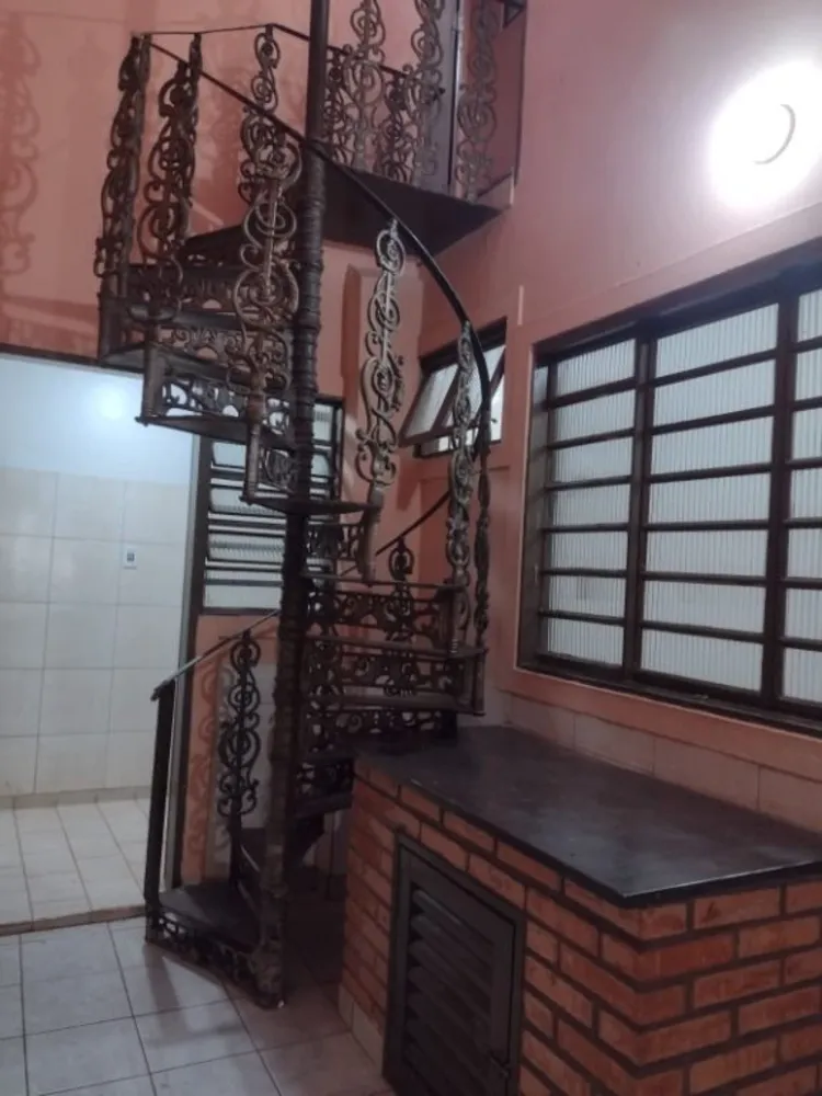Casa, 8 quartos, 389 m² - Foto 4