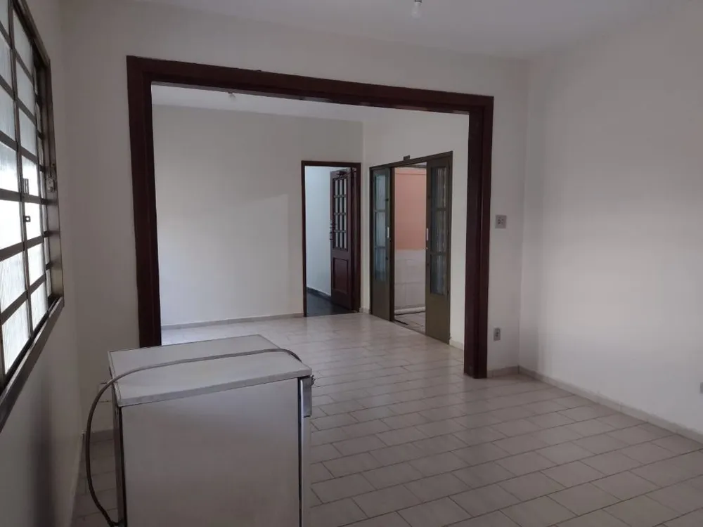 Casa, 8 quartos, 389 m² - Foto 1