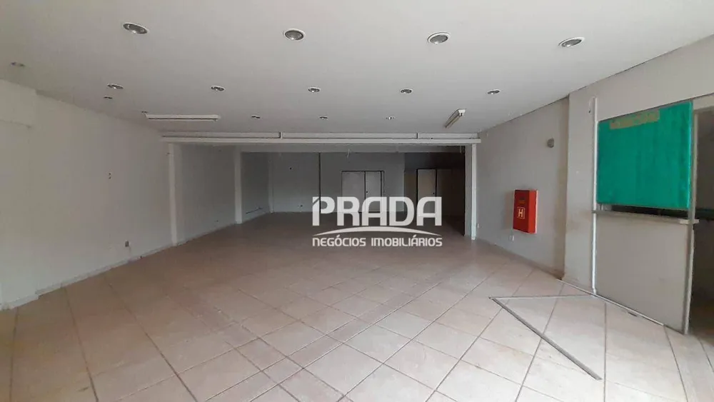 Sala-Conjunto, 400 m² - Foto 1