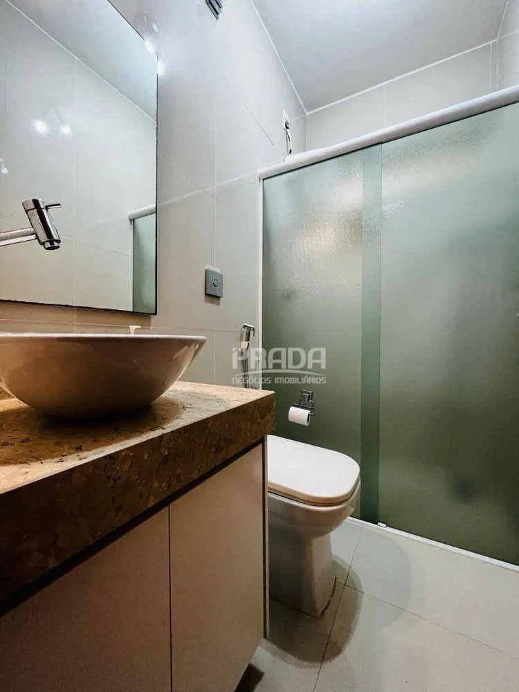 Casa, 3 quartos, 241 m² - Foto 10