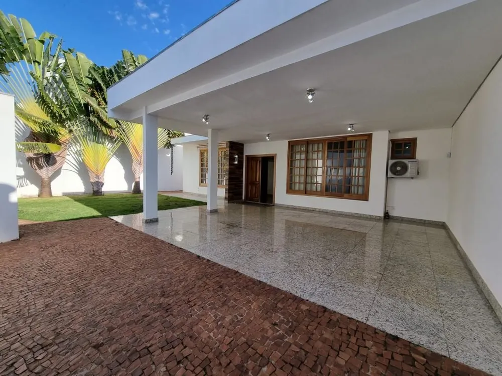Casa, 3 quartos, 207 m² - Foto 1