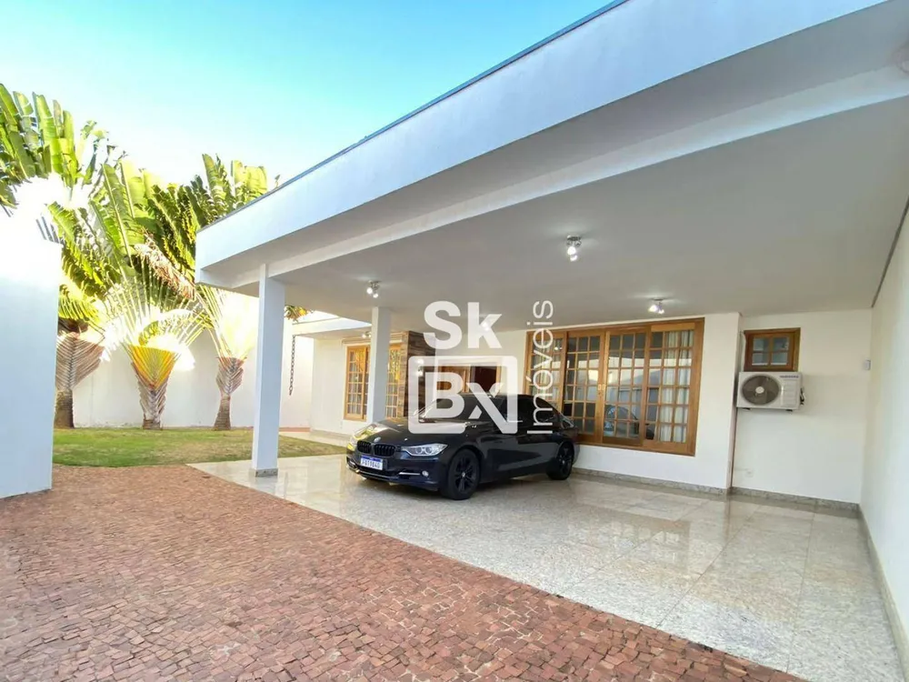 Casa, 3 quartos, 207 m² - Foto 2