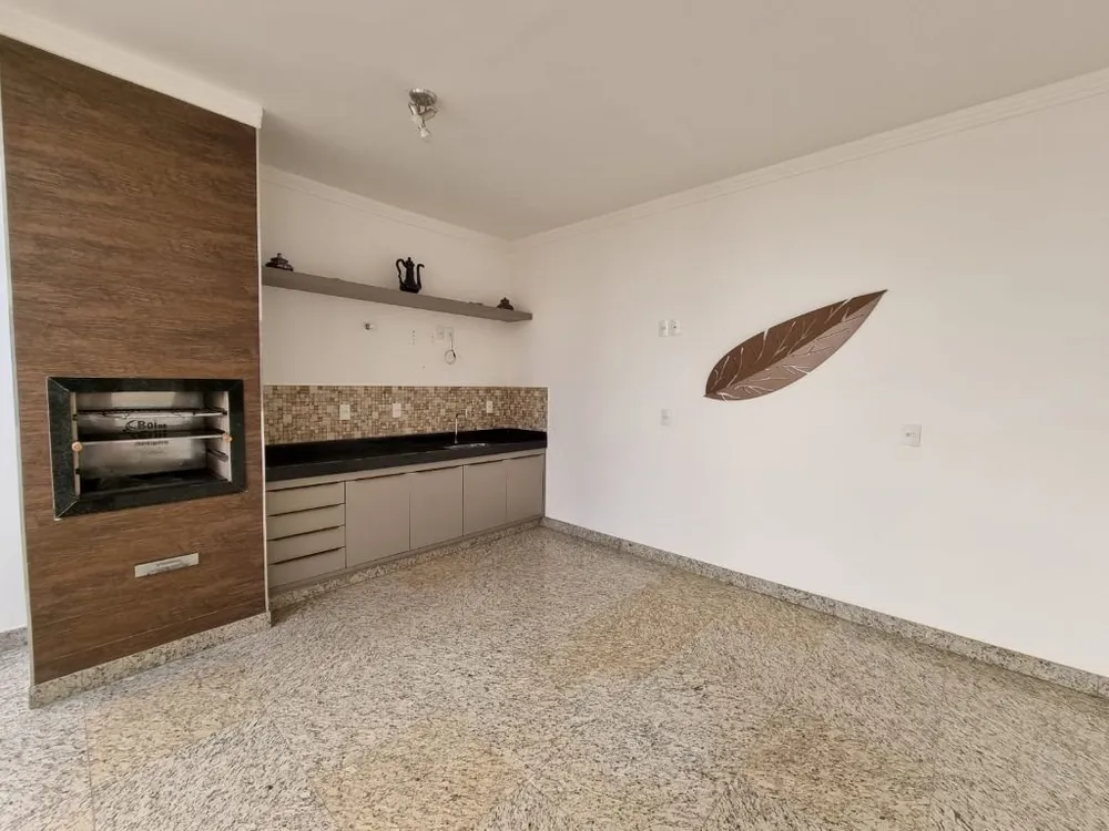 Casa, 3 quartos, 207 m² - Foto 9