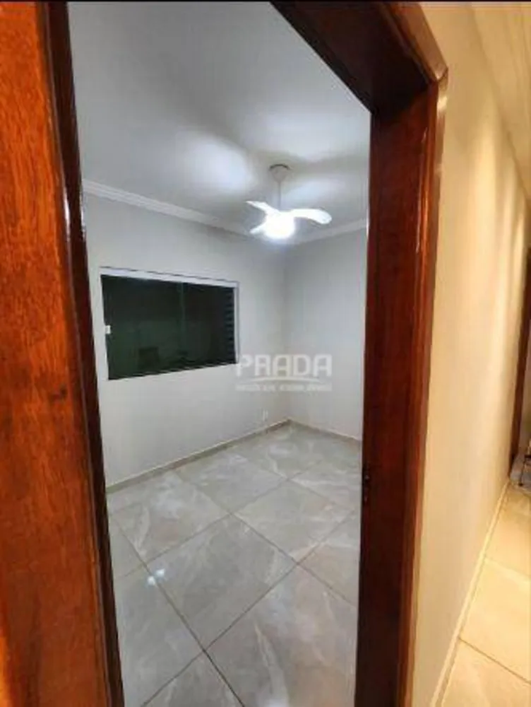 Casa, 3 quartos, 200 m² - Foto 2