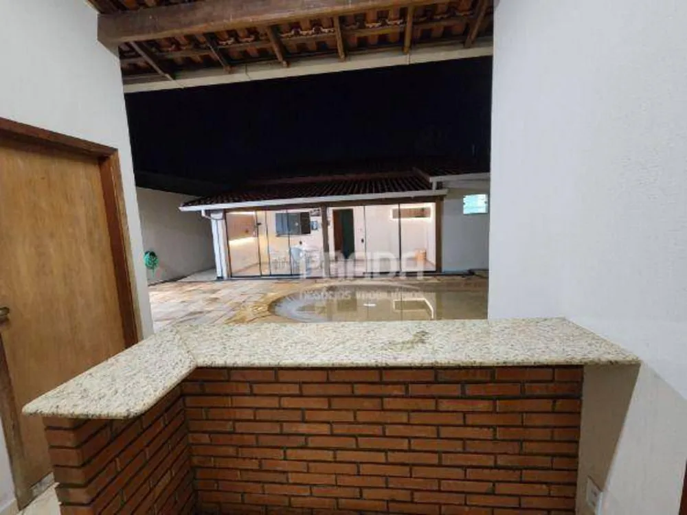 Casa, 3 quartos, 200 m² - Foto 8