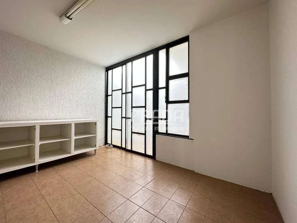 Casa, 2 quartos, 370 m² - Foto 2
