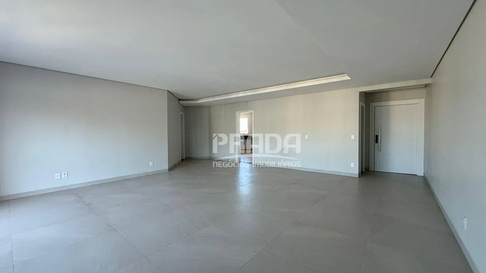 Apartamento, 3 quartos, 186 m² - Foto 2