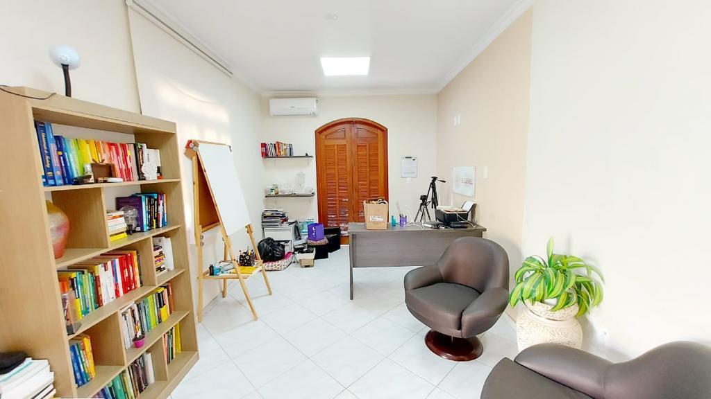 Casa à venda com 5 quartos, 79m² - Foto 34