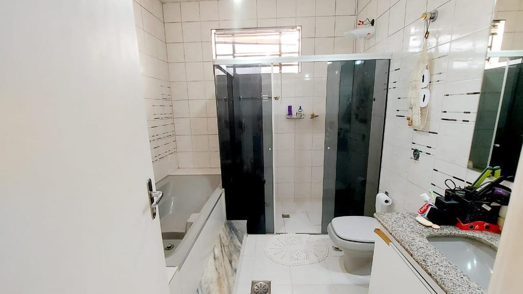 Casa à venda com 5 quartos, 79m² - Foto 15