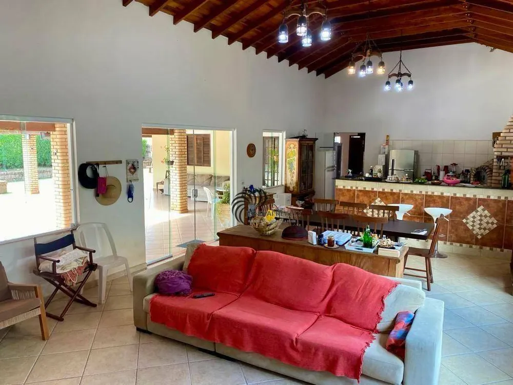 Chácara, 4 quartos, 1202 m² - Foto 3