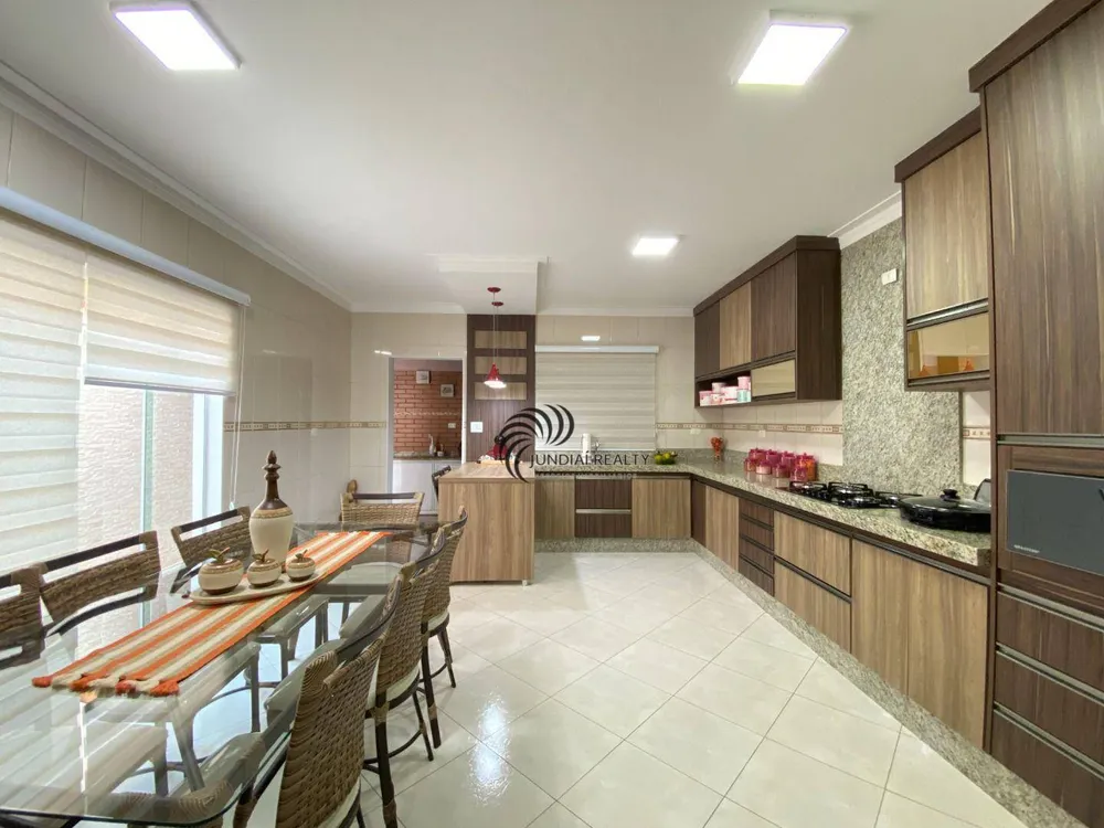 Casa, 3 quartos, 210 m² - Foto 3