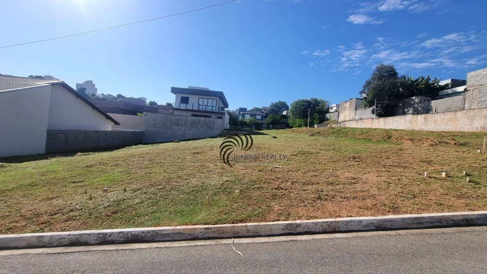 Loteamento e Condomínio, 300 m² - Foto 1