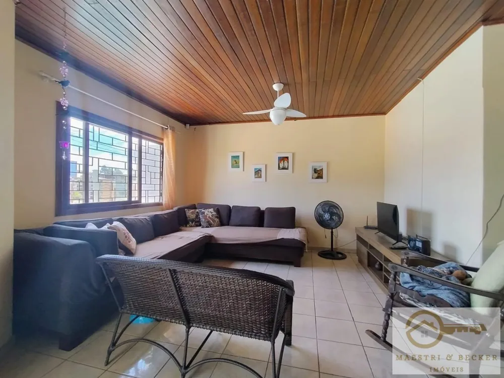 Casa, 4 quartos, 154 m² - Foto 2