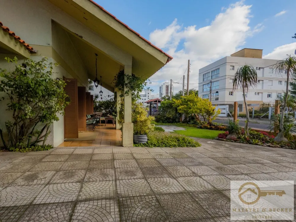 Casa, 5 quartos, 280 m² - Foto 2