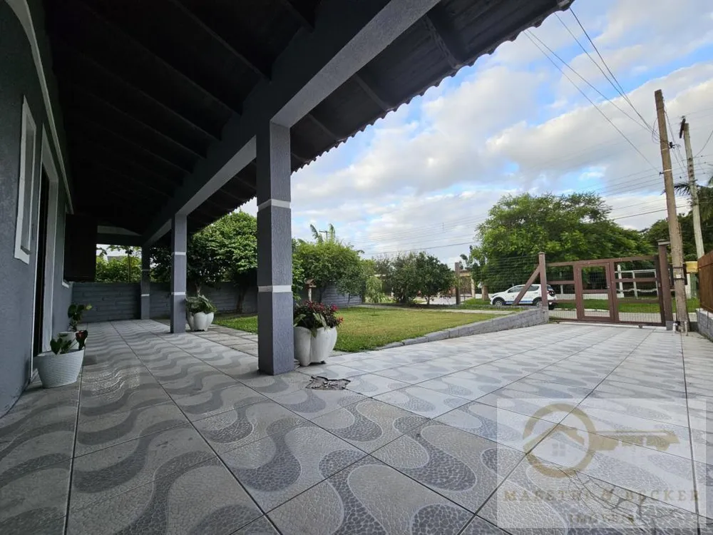 Casa, 3 quartos, 220 m² - Foto 1