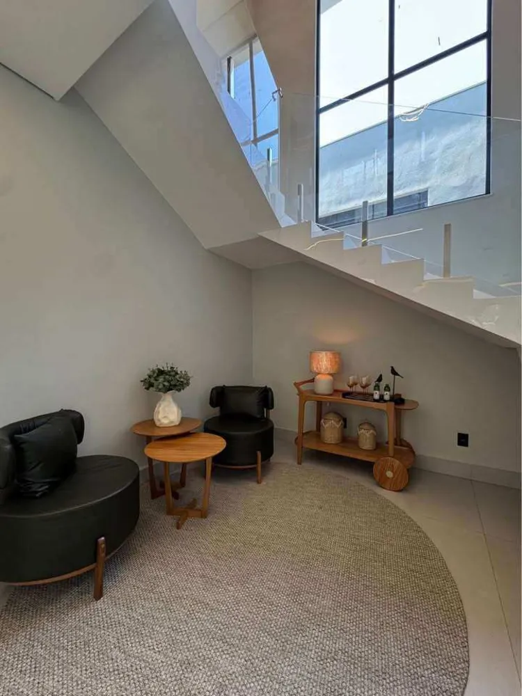 Casa, 4 quartos, 250 m² - Foto 2