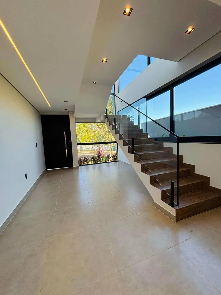 Casa, 3 quartos, 270 m² - Foto 3