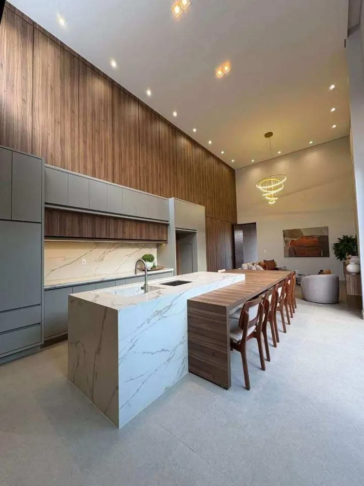 Casa, 3 quartos, 212 m² - Foto 4