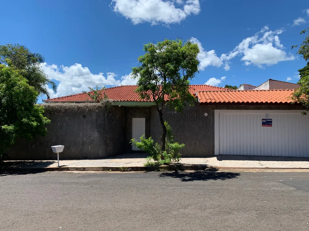 Casa, 4 quartos, 268 m² - Foto 2