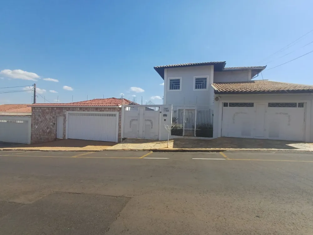 Sobrado, 4 quartos, 327 m² - Foto 3