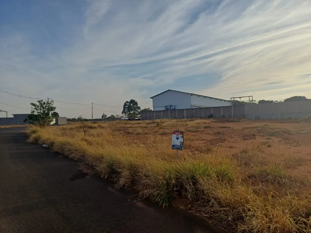 Prédio Inteiro - Foto 1
