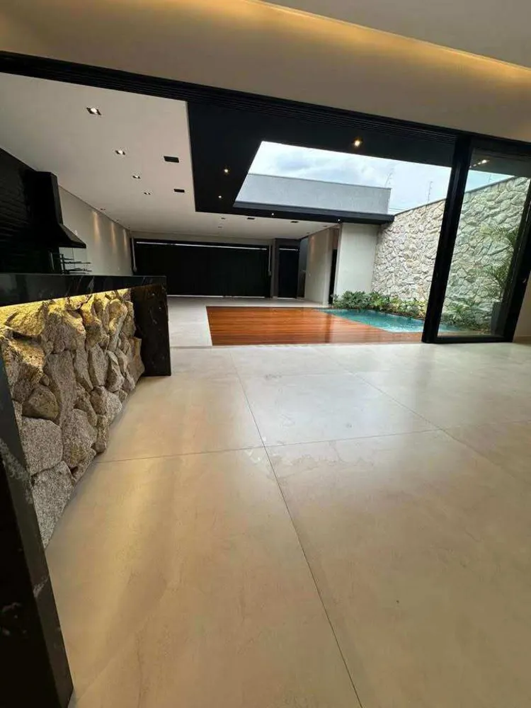 Casa, 3 quartos, 199 m² - Foto 3