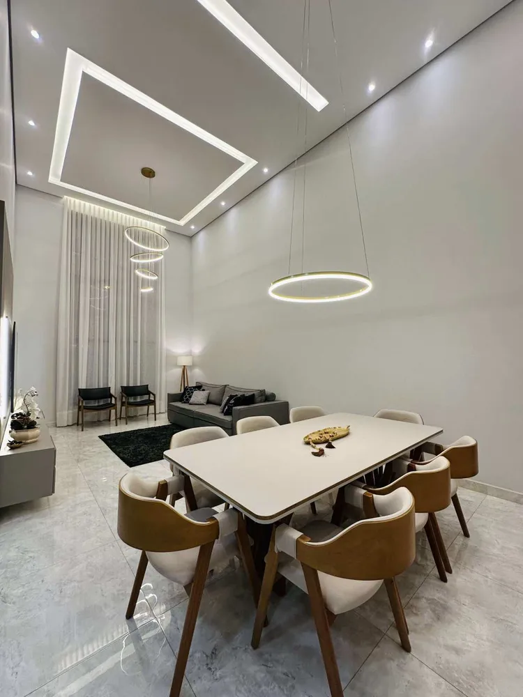 Casa, 3 quartos, 171 m² - Foto 2