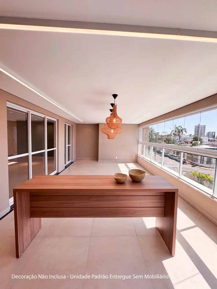 Apartamento, 3 quartos, 180 m² - Foto 1