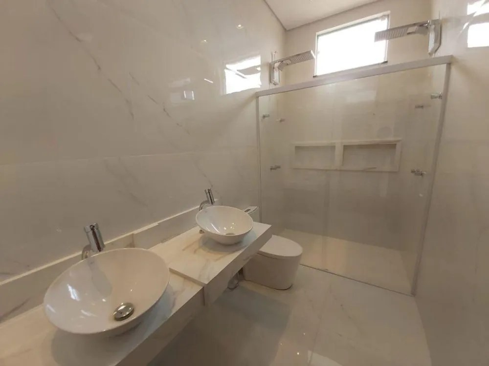 Casa, 3 quartos, 208 m² - Foto 3