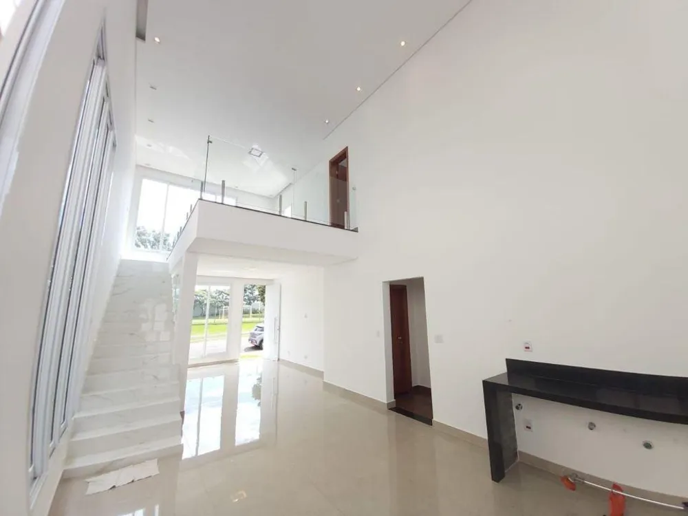Casa, 3 quartos, 208 m² - Foto 1