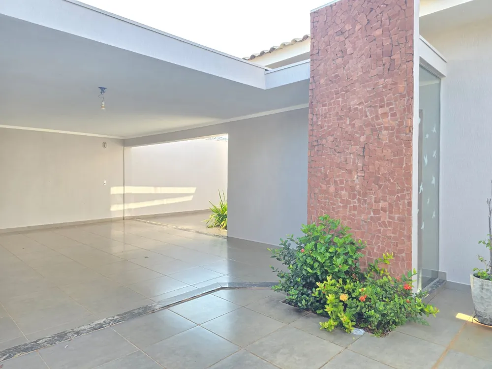 Casa, 3 quartos, 198 m² - Foto 2