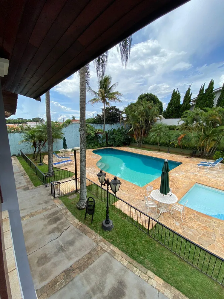 Casa, 4 quartos, 316 m² - Foto 1
