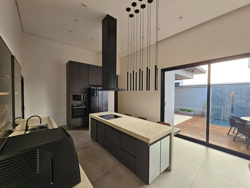 Casa, 3 quartos, 220 m² - Foto 2