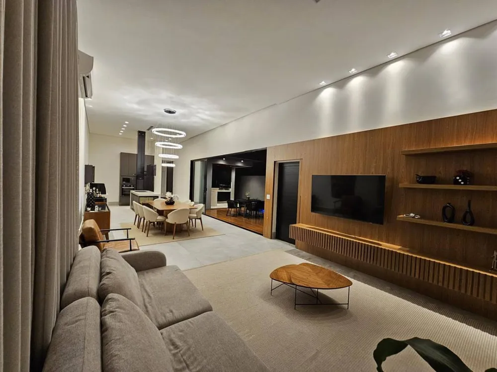 Casa, 3 quartos, 220 m² - Foto 4