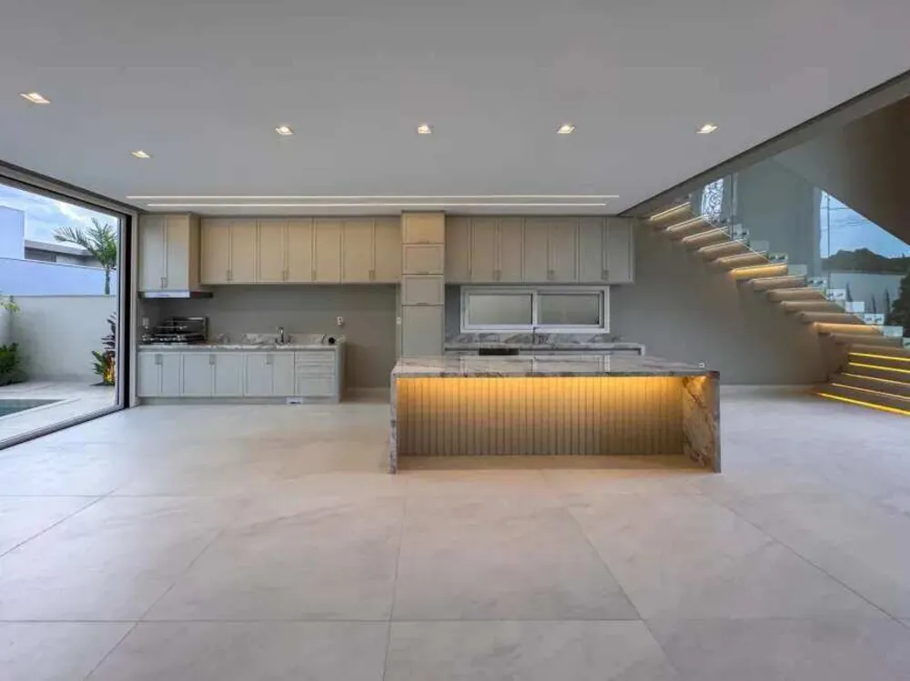 Casa, 4 quartos, 288 m² - Foto 4