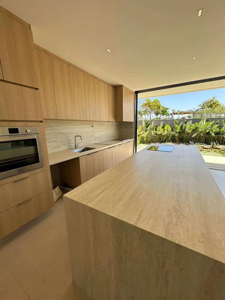 Casa, 3 quartos, 220 m² - Foto 2