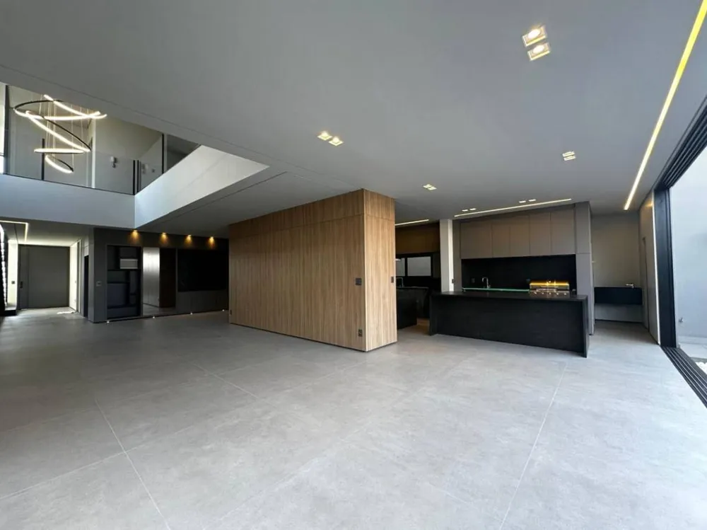 Casa, 4 quartos, 410 m² - Foto 1