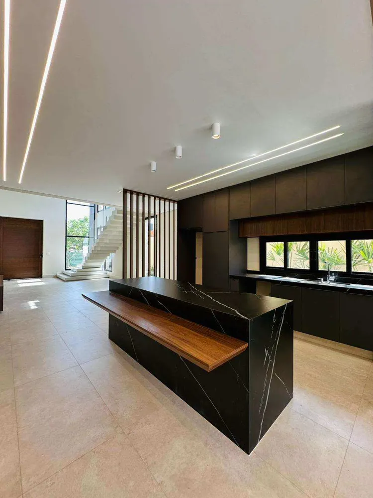 Casa, 4 quartos, 304 m² - Foto 4
