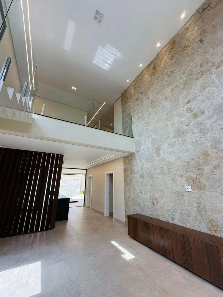 Casa, 4 quartos, 304 m² - Foto 3