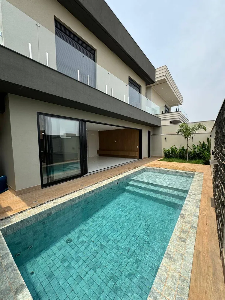 Casa, 4 quartos, 275 m² - Foto 1