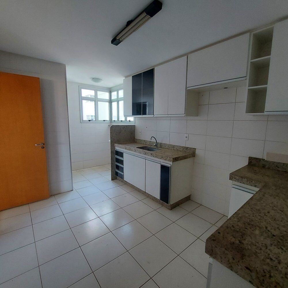 Apartamento à venda com 3 quartos, 94m² - Foto 1