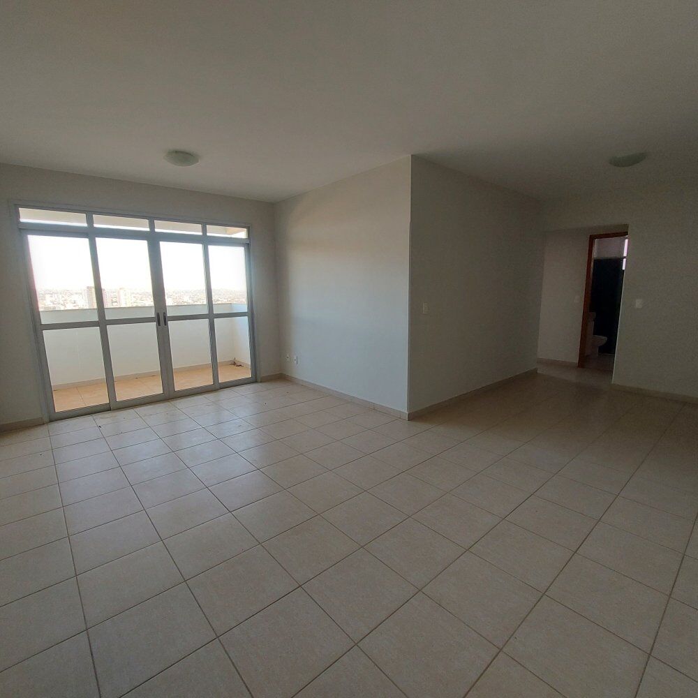 Apartamento à venda com 3 quartos, 94m² - Foto 9