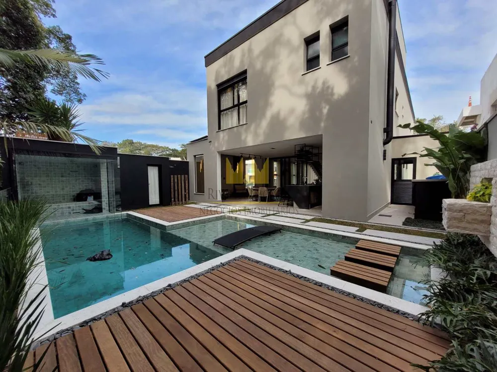 Casa, 5 quartos, 389 m² - Foto 1