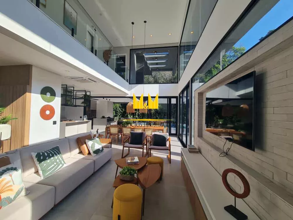 Casa à venda com 5 quartos, 307m² - Foto 7