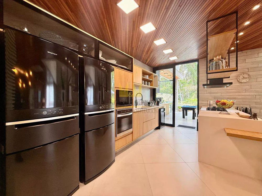 Casa, 5 quartos, 625 m² - Foto 2