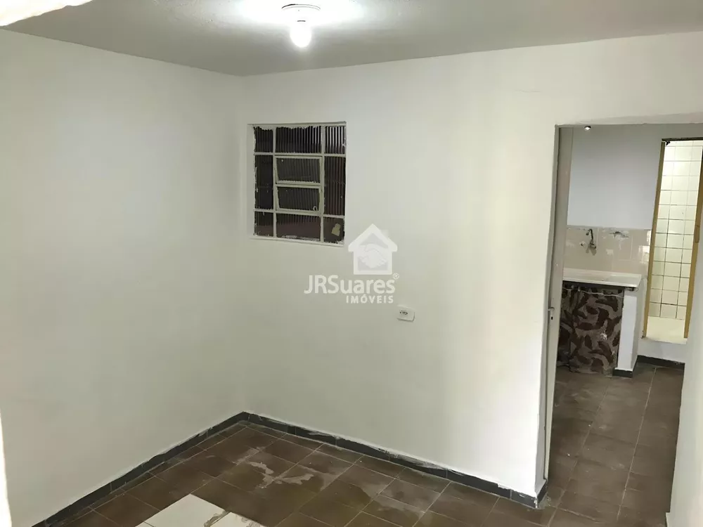 Casa para alugar com 1 quarto, 35m² - Foto 2