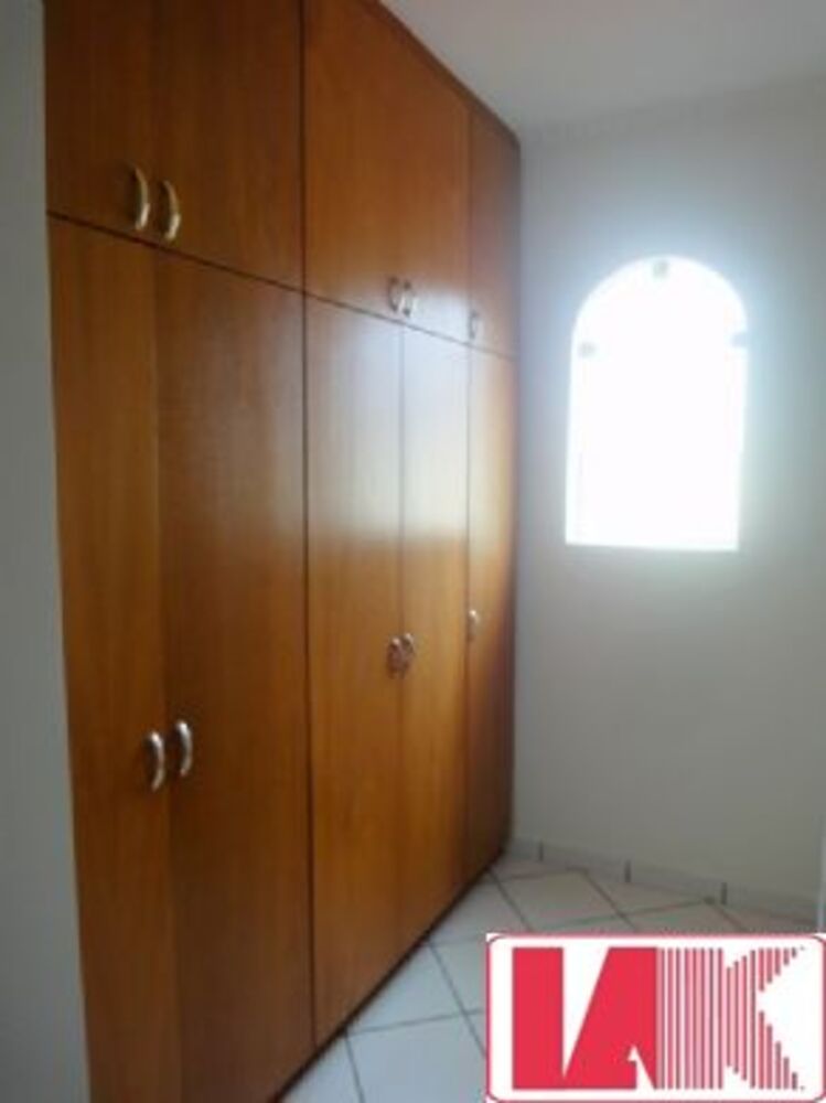 Sobrado, 4 quartos, 475 m² - Foto 2