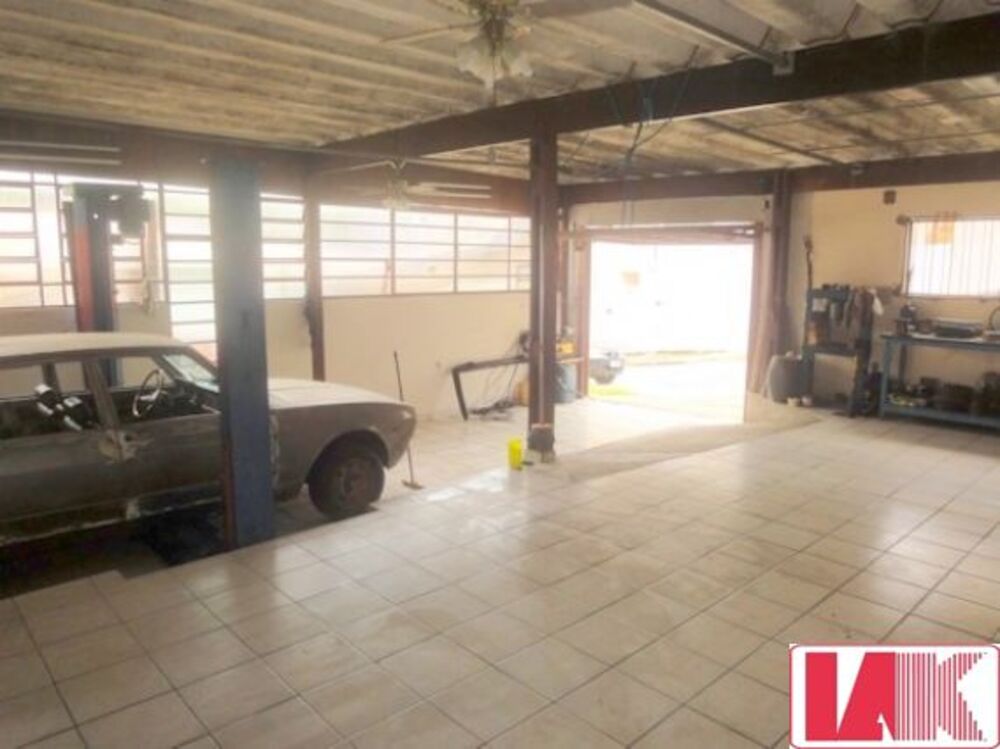 Casa, 2 quartos, 211 m² - Foto 1